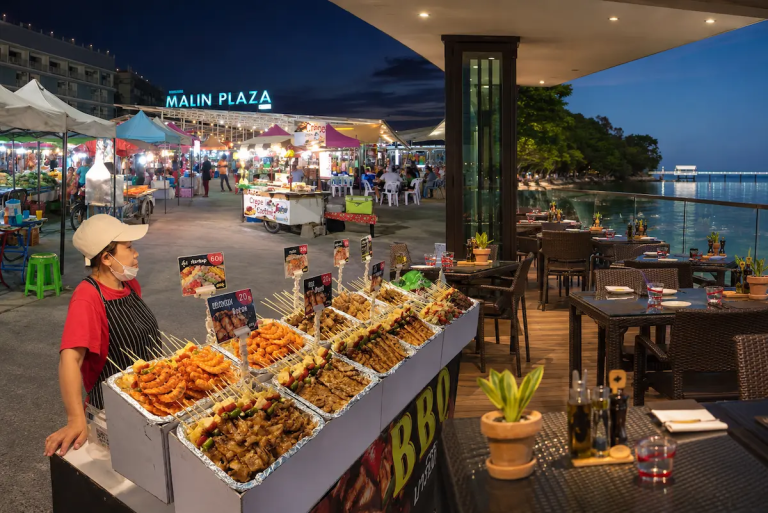 Where to eat in Patong featuring street food, Malin Plaza and waterfront restaurant dining