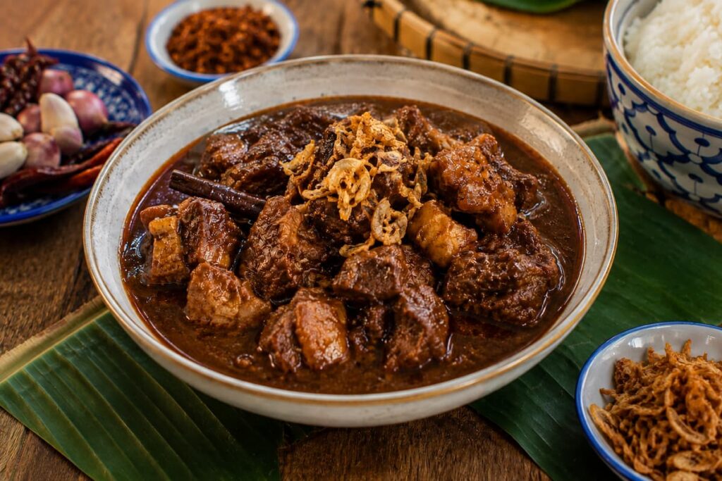 Gaeng Hang Lay, a Northern Thai curry featured in our Thai food and culinary experiences guide