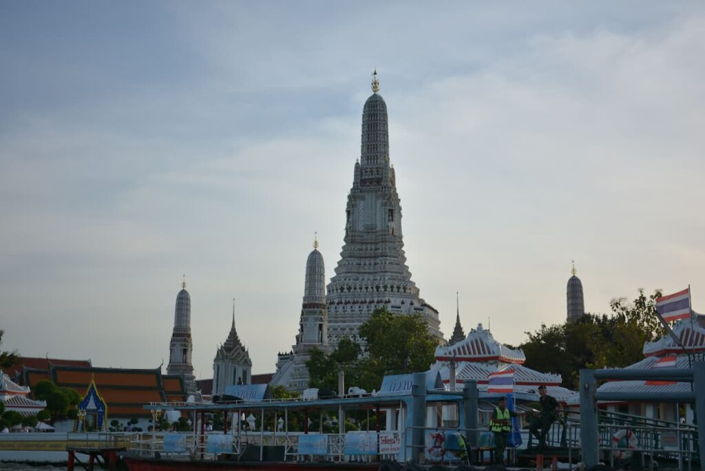 Wat Arun beside the Chao Phraya River, one of the must-see attractions in Central Thailand.